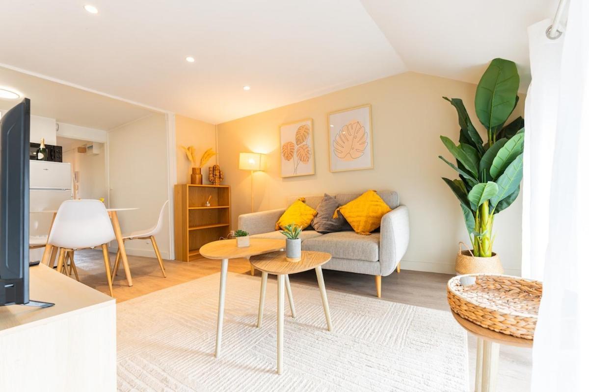 Duplex Confortable En Centre Avec 2 Chambres Chalons-en-Champagne Exterior photo